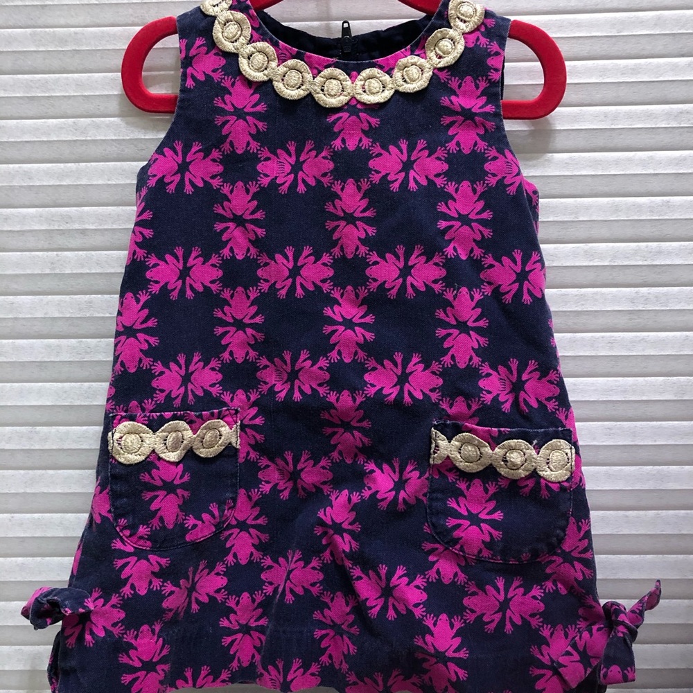 Lilly Pulitzer frog shift dress